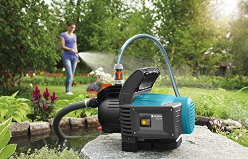 Gardena Classic Gartenpumpe 3500/4: Bewässerungspumpe für den Einsatz im Freien mit 3600 l/h Fördermenge, 800 W Motor, mit Wasser-Ablassschraube, wartungsfrei, doppeltes Dichtungssystem (1709-20) - 2