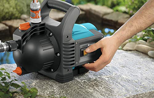 Gardena Classic Gartenpumpe 3500/4: Bewässerungspumpe für den Einsatz im Freien mit 3600 l/h Fördermenge, 800 W Motor, mit Wasser-Ablassschraube, wartungsfrei, doppeltes Dichtungssystem (1709-20) - 7
